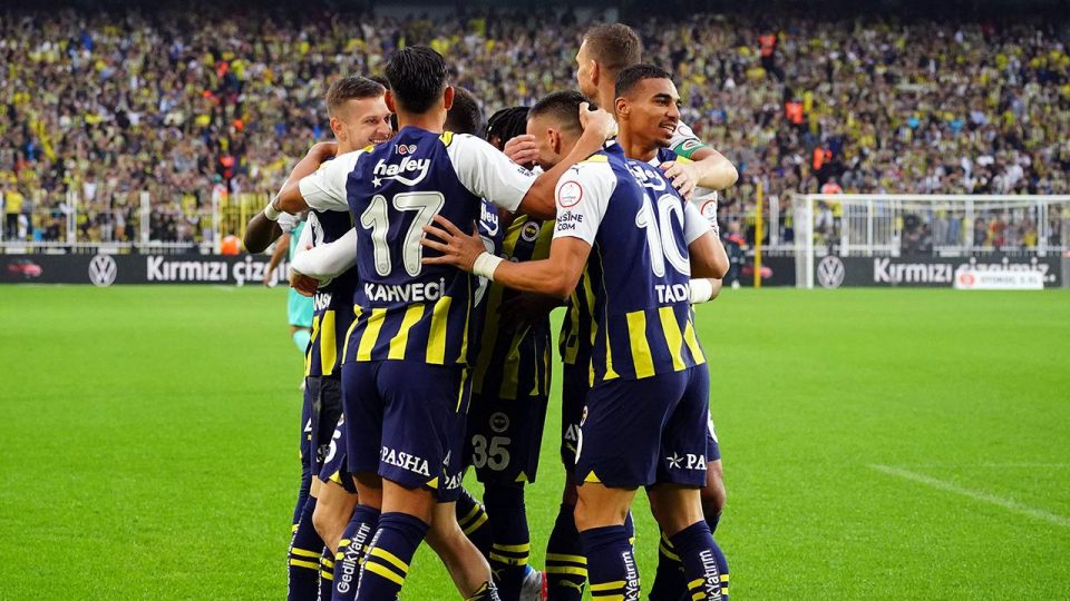 Fenerbahçe hücumda ve savunmada zirvede